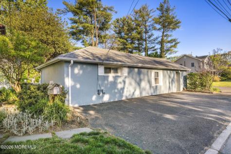 140 Leonardville Road Belford NJ 07718