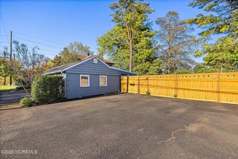 140 Leonardville Road Belford NJ 07718