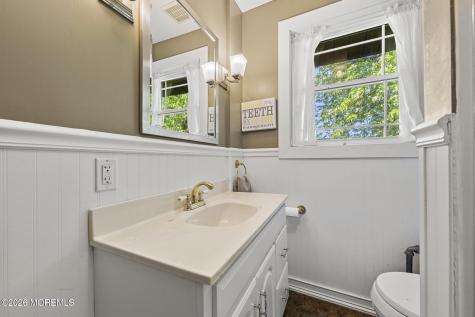 140 Leonardville Road Belford NJ 07718