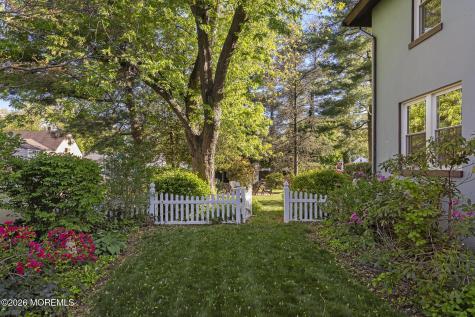 140 Leonardville Road Belford NJ 07718