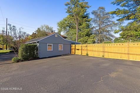 140 Leonardville Road Belford NJ 07718