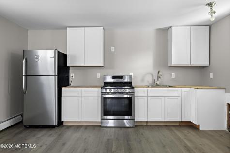 140 Leonardville Road Belford NJ 07718