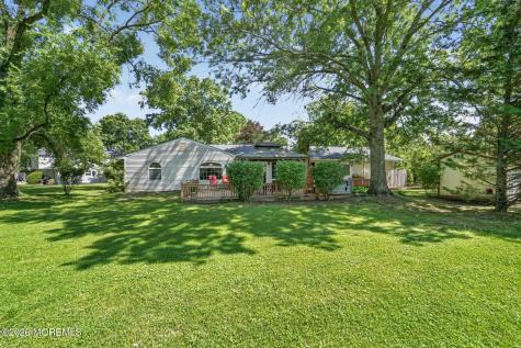 54 Stockton Drive Marlboro NJ 07746