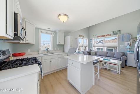 105 W Dune Way Lavallette NJ 08735