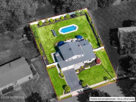 14 Dexter Road East Brunswick NJ 08816