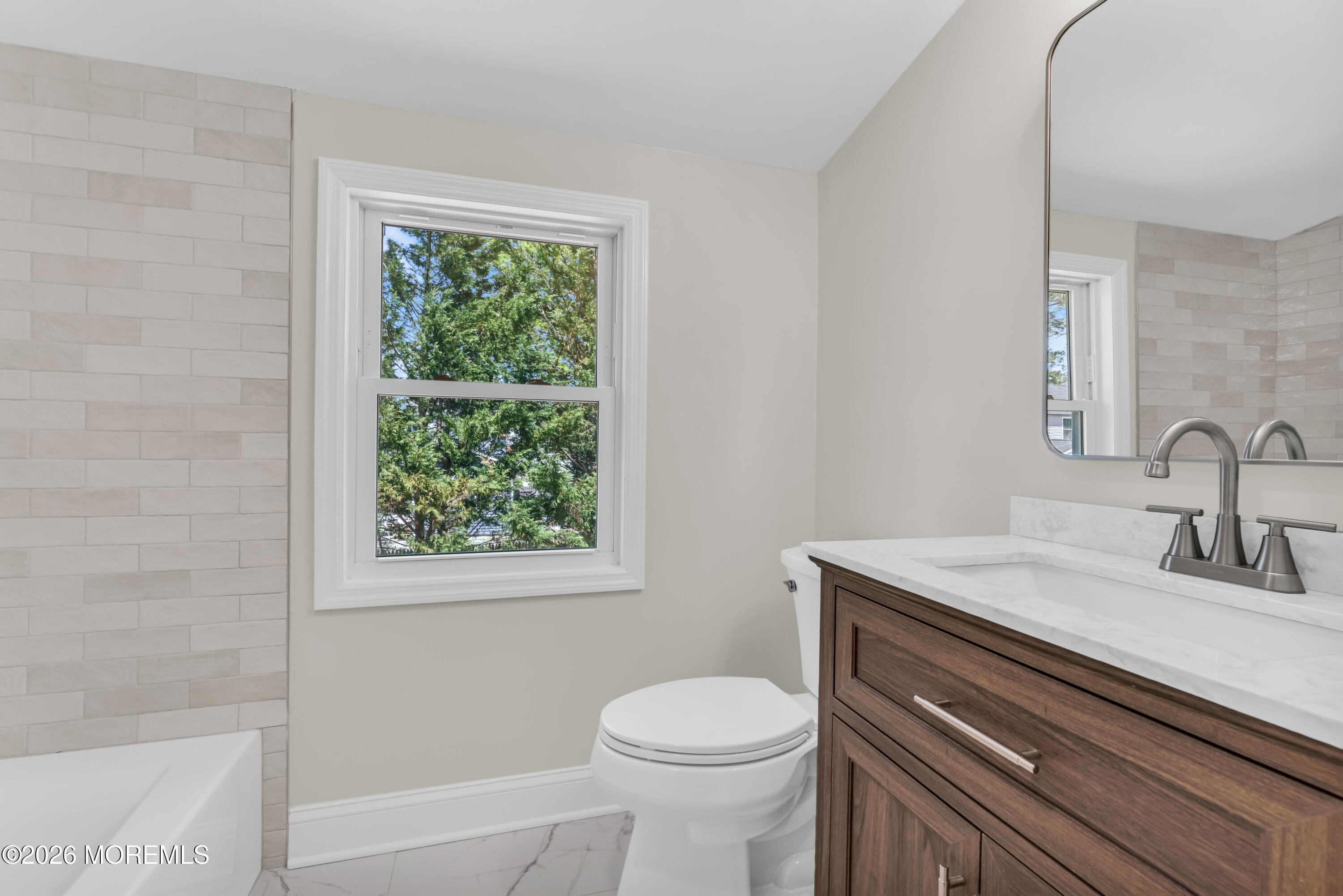 620 Tiller Avenue Beachwood NJ 08722