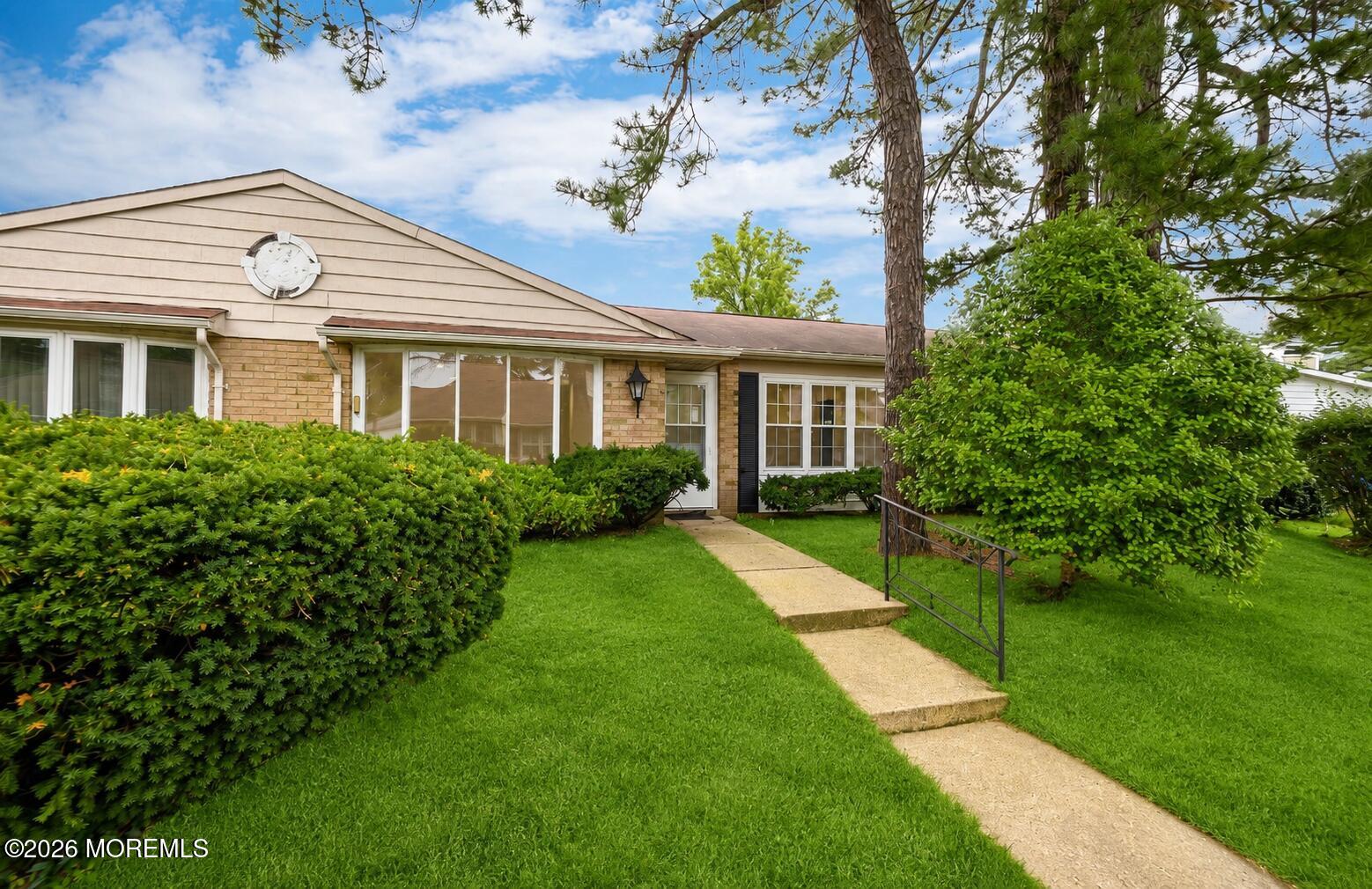 Manchester NJ, 37 Cambridge Circle, Unit B
