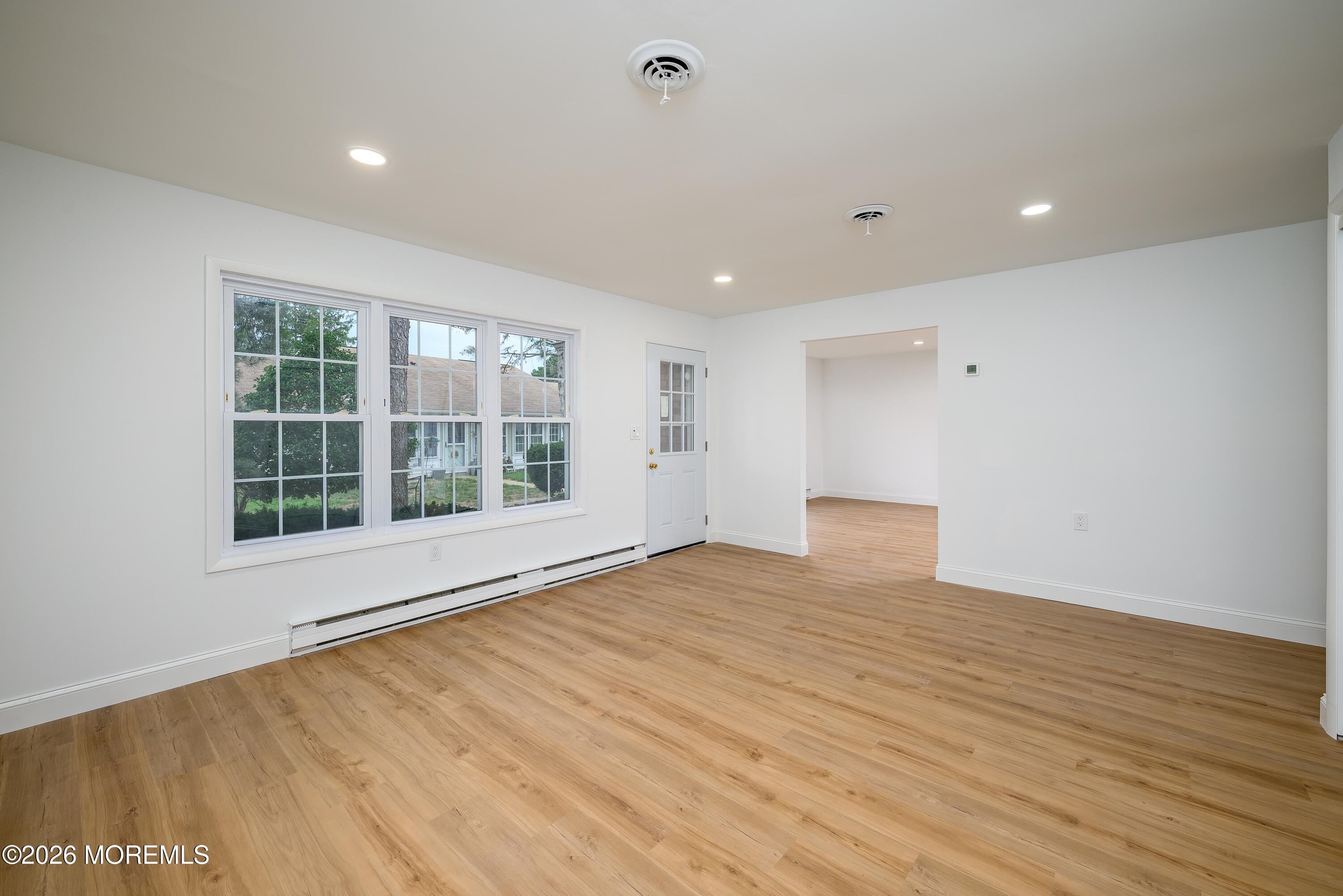 37 Cambridge Circle Manchester NJ 08759