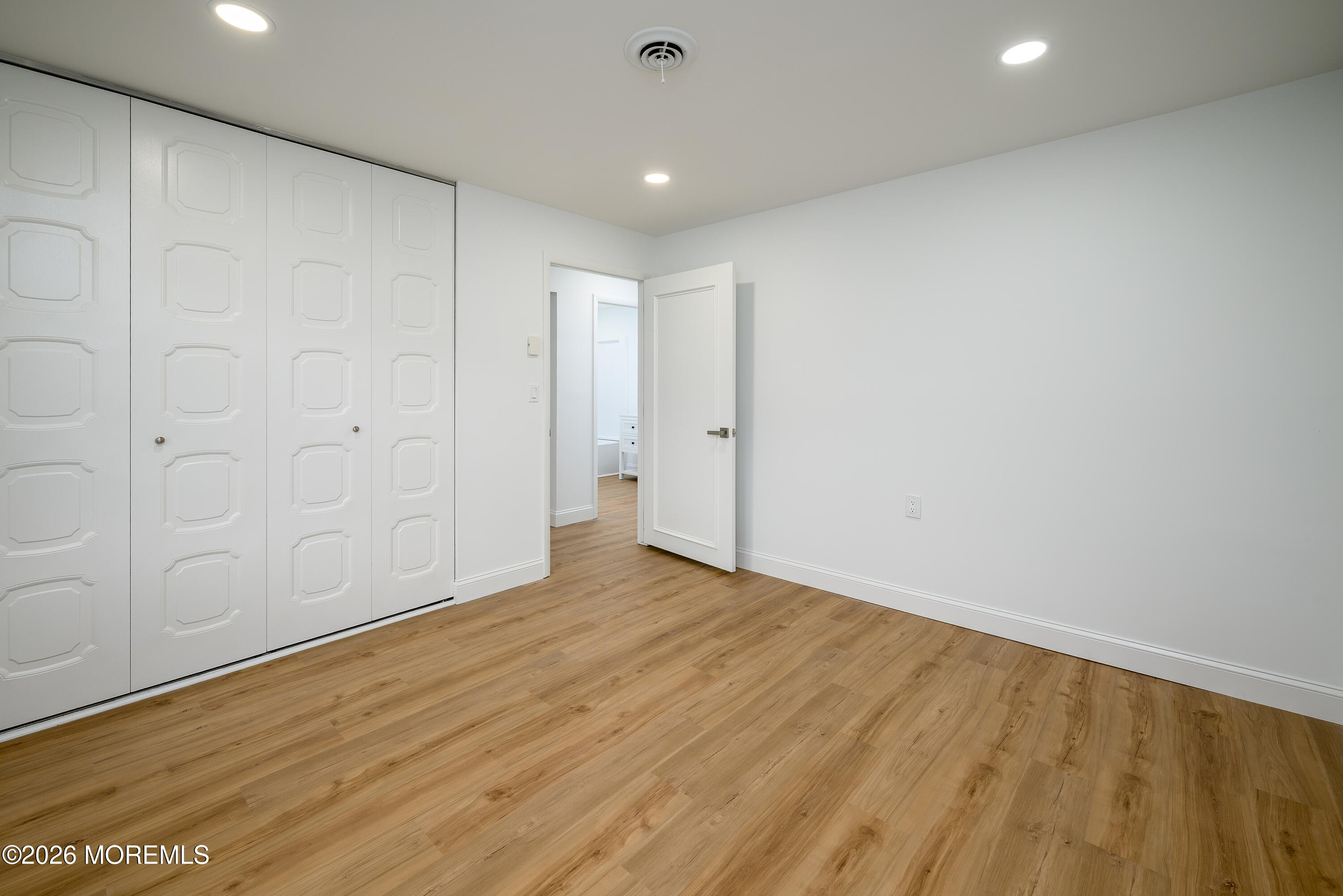 37 Cambridge Circle Manchester NJ 08759