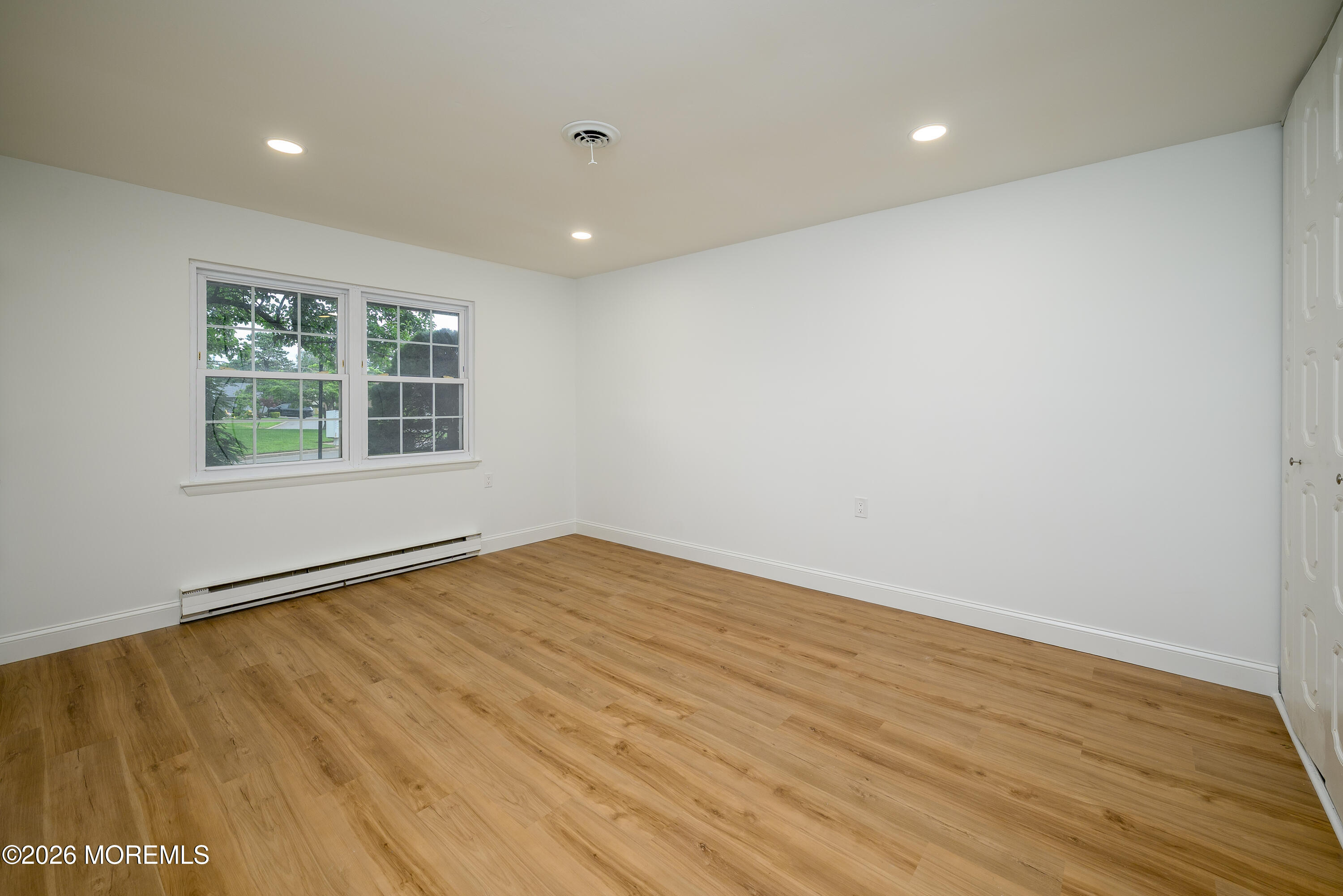 37 Cambridge Circle Manchester NJ 08759