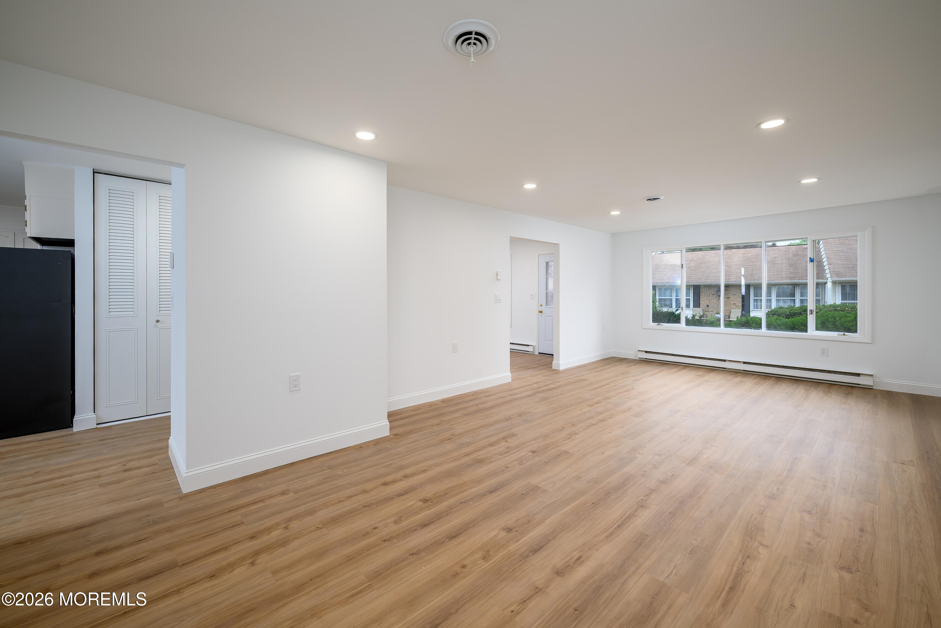 37 Cambridge Circle Manchester NJ 08759