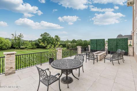10 Hop Brook Lane Holmdel NJ 07733