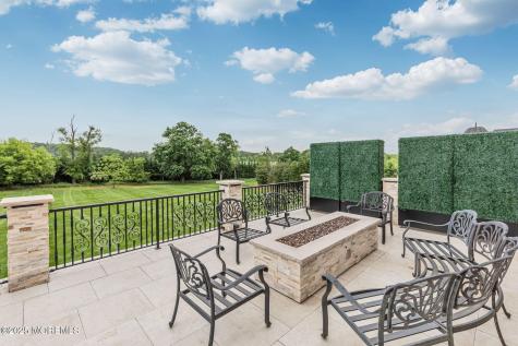 10 Hop Brook Lane Holmdel NJ 07733
