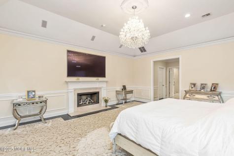 10 Hop Brook Lane Holmdel NJ 07733
