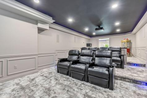 10 Hop Brook Lane Holmdel NJ 07733