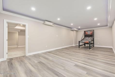 10 Hop Brook Lane Holmdel NJ 07733