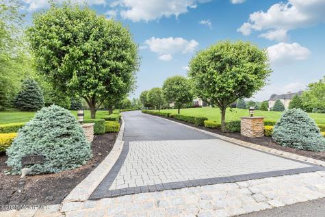 10 Hop Brook Lane Holmdel NJ 07733