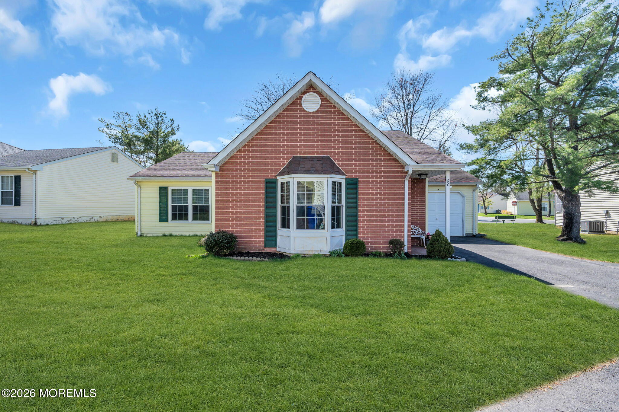 22 Farnworth Close Freehold NJ 07728