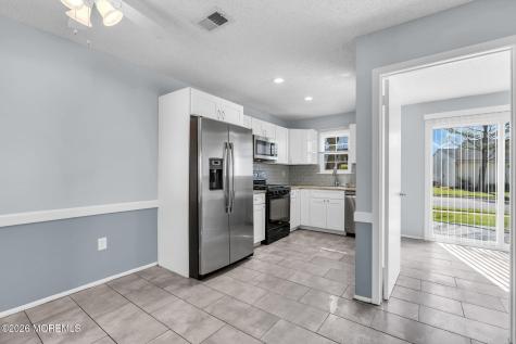 22 Farnworth Close Freehold NJ 07728