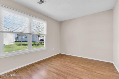 22 Farnworth Close Freehold NJ 07728