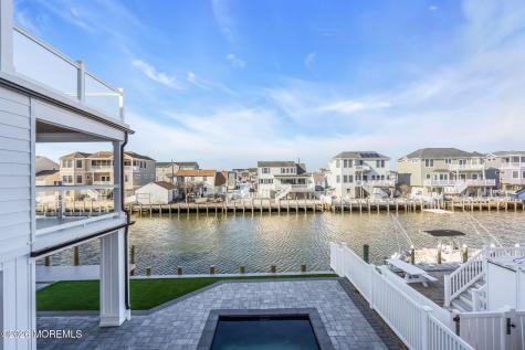 1166 Jennifer Lane Manahawkin NJ 08050