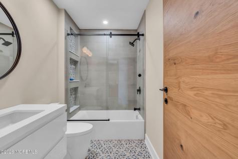 1166 Jennifer Lane Manahawkin NJ 08050