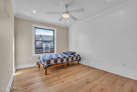 1166 Jennifer Lane Manahawkin NJ 08050