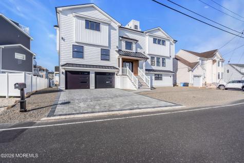 1166 Jennifer Lane Manahawkin NJ 08050