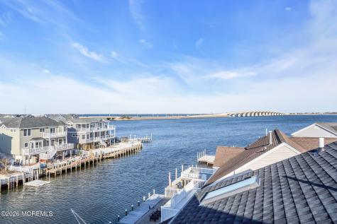 1166 Jennifer Lane Manahawkin NJ 08050
