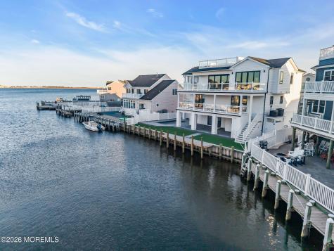 1166 Jennifer Lane Manahawkin NJ 08050
