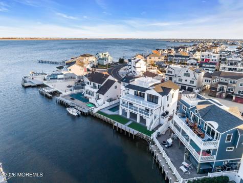 1166 Jennifer Lane Manahawkin NJ 08050
