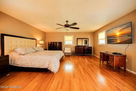 40 Woodstock Place Freehold NJ 07728