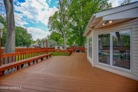 40 Woodstock Place Freehold NJ 07728