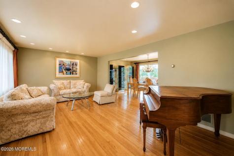 40 Woodstock Place Freehold NJ 07728