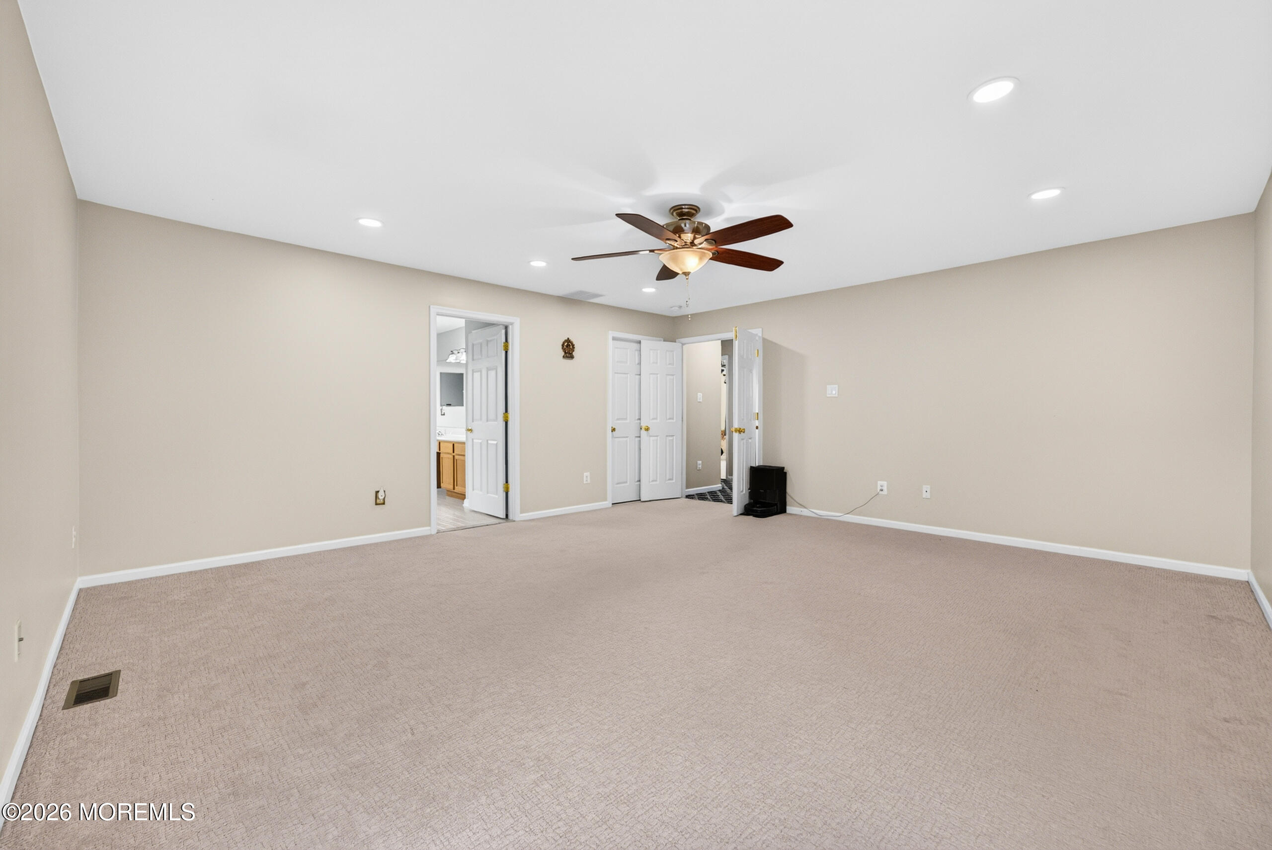 9 Kingstone Lane East Windsor NJ 08520