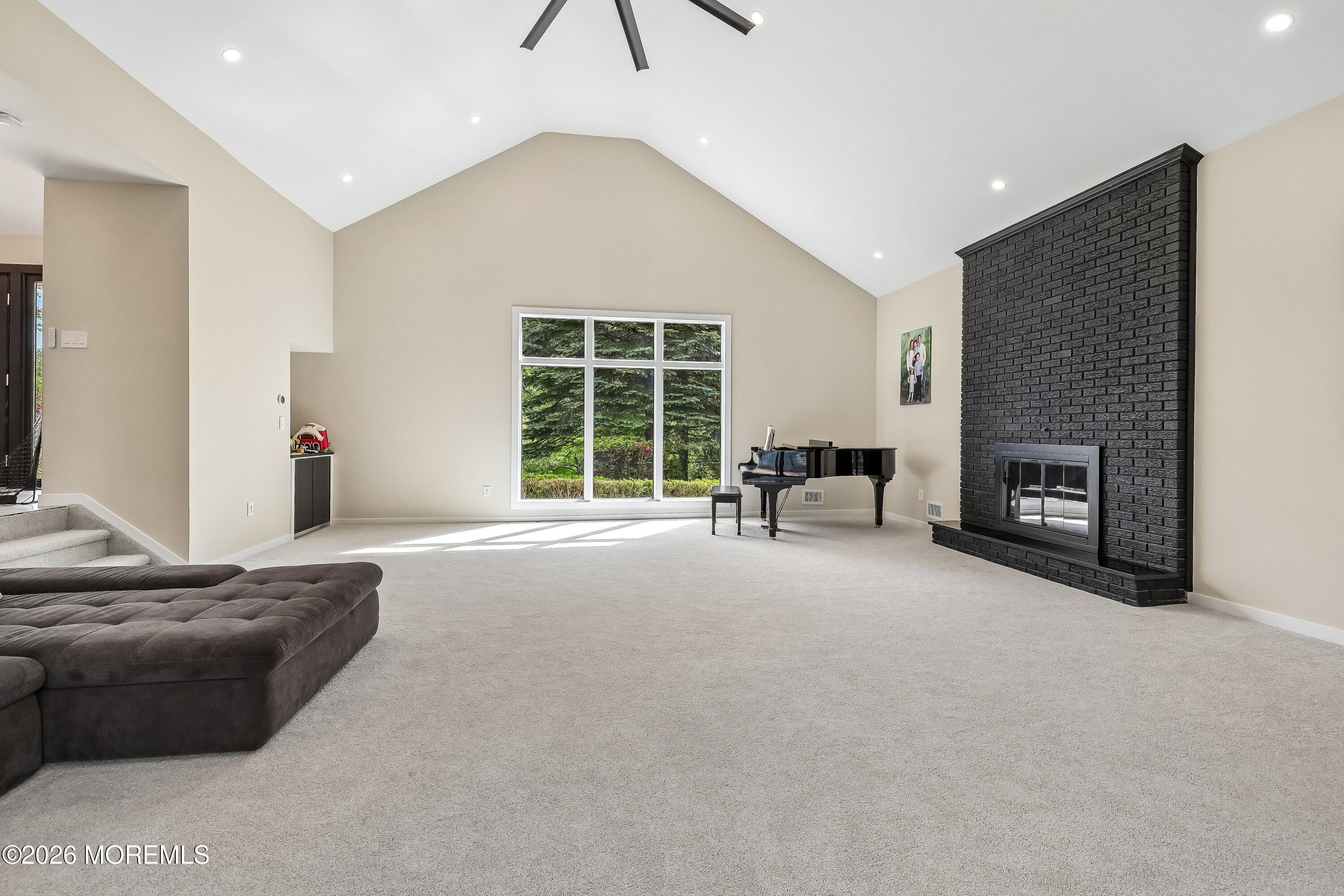 20 Sunrise Circle Holmdel NJ 07733