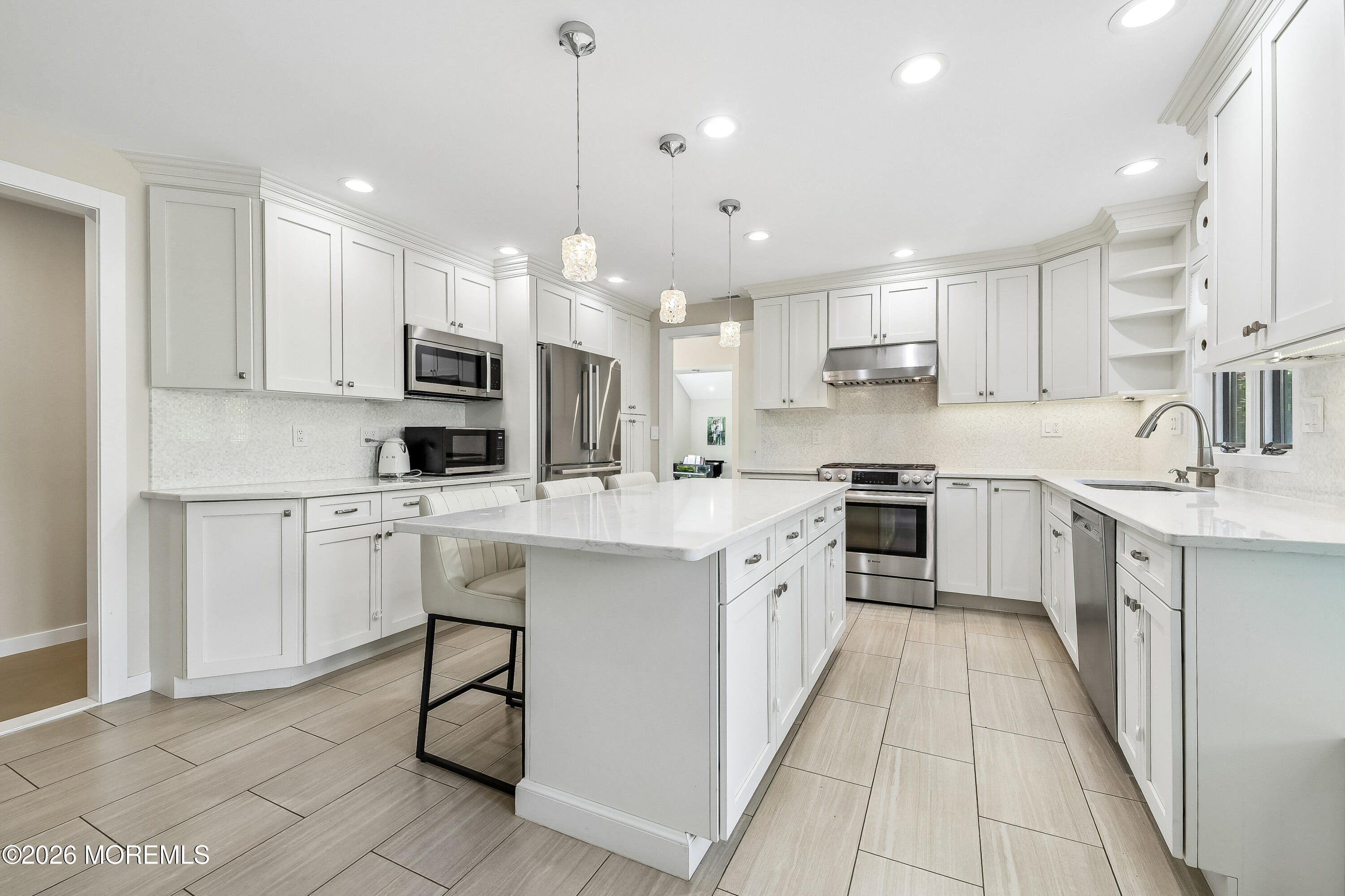 20 Sunrise Circle Holmdel NJ 07733