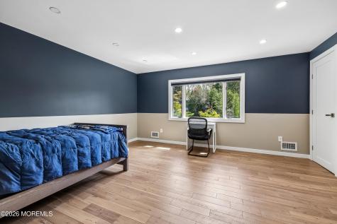 20 Sunrise Circle Holmdel NJ 07733
