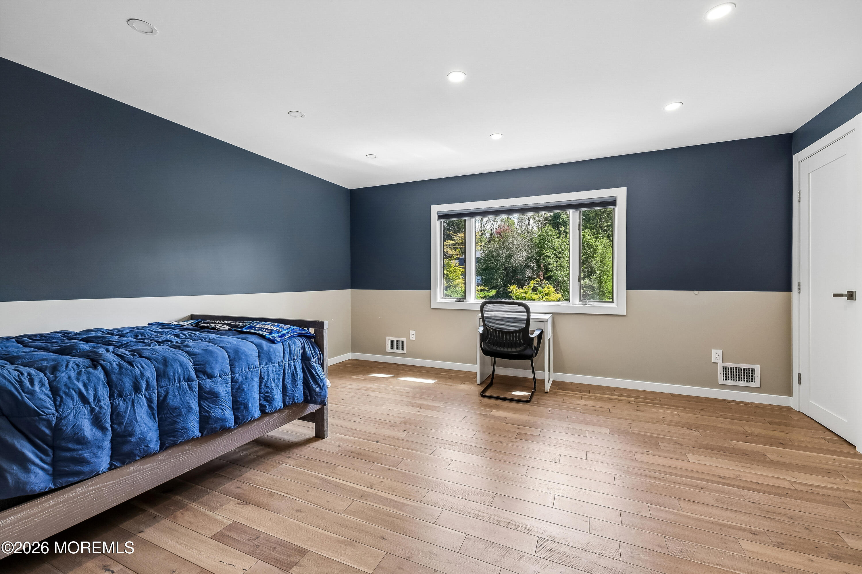 20 Sunrise Circle Holmdel NJ 07733