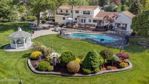 20 Sunrise Circle Holmdel NJ 07733