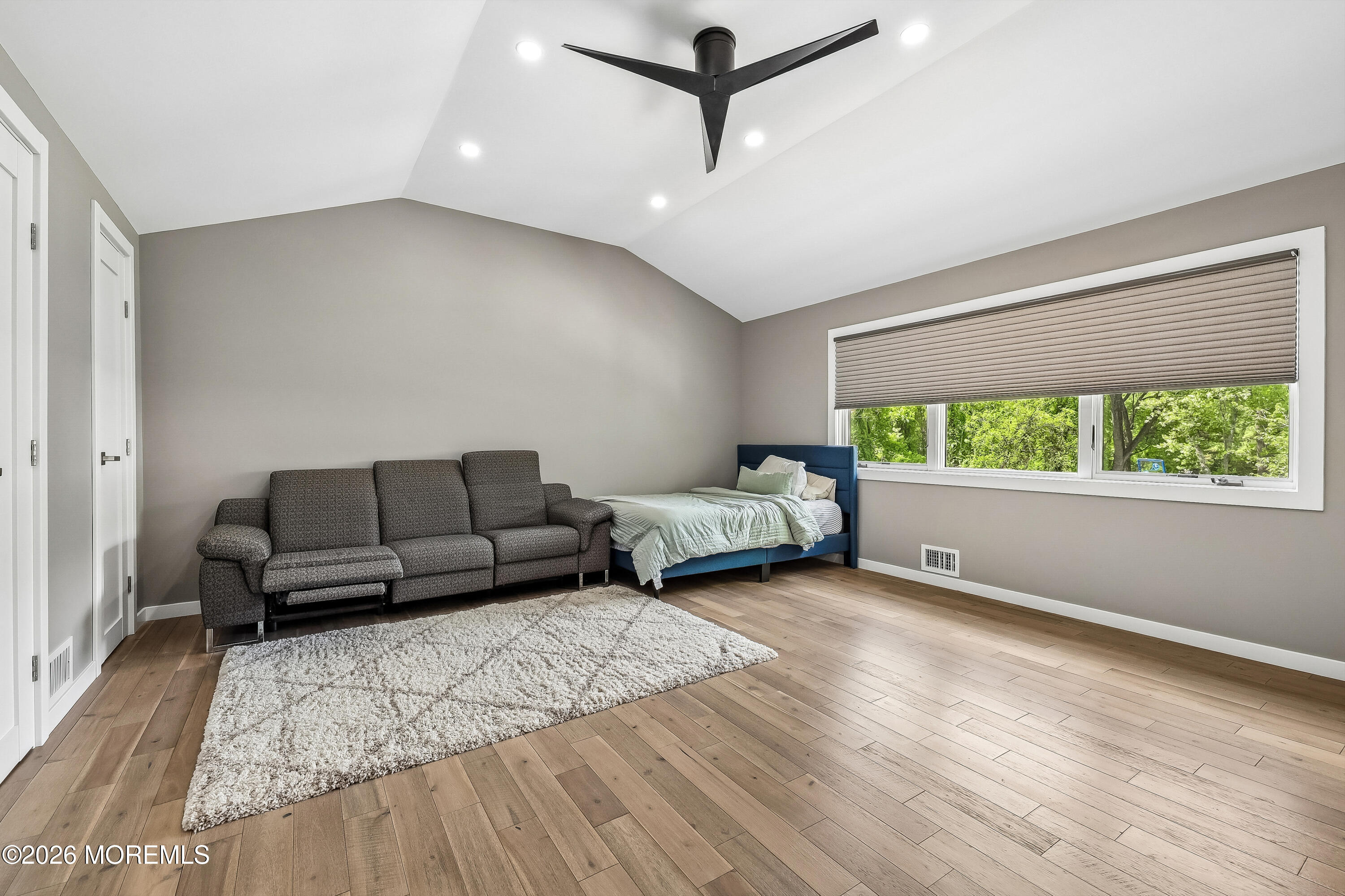 20 Sunrise Circle Holmdel NJ 07733