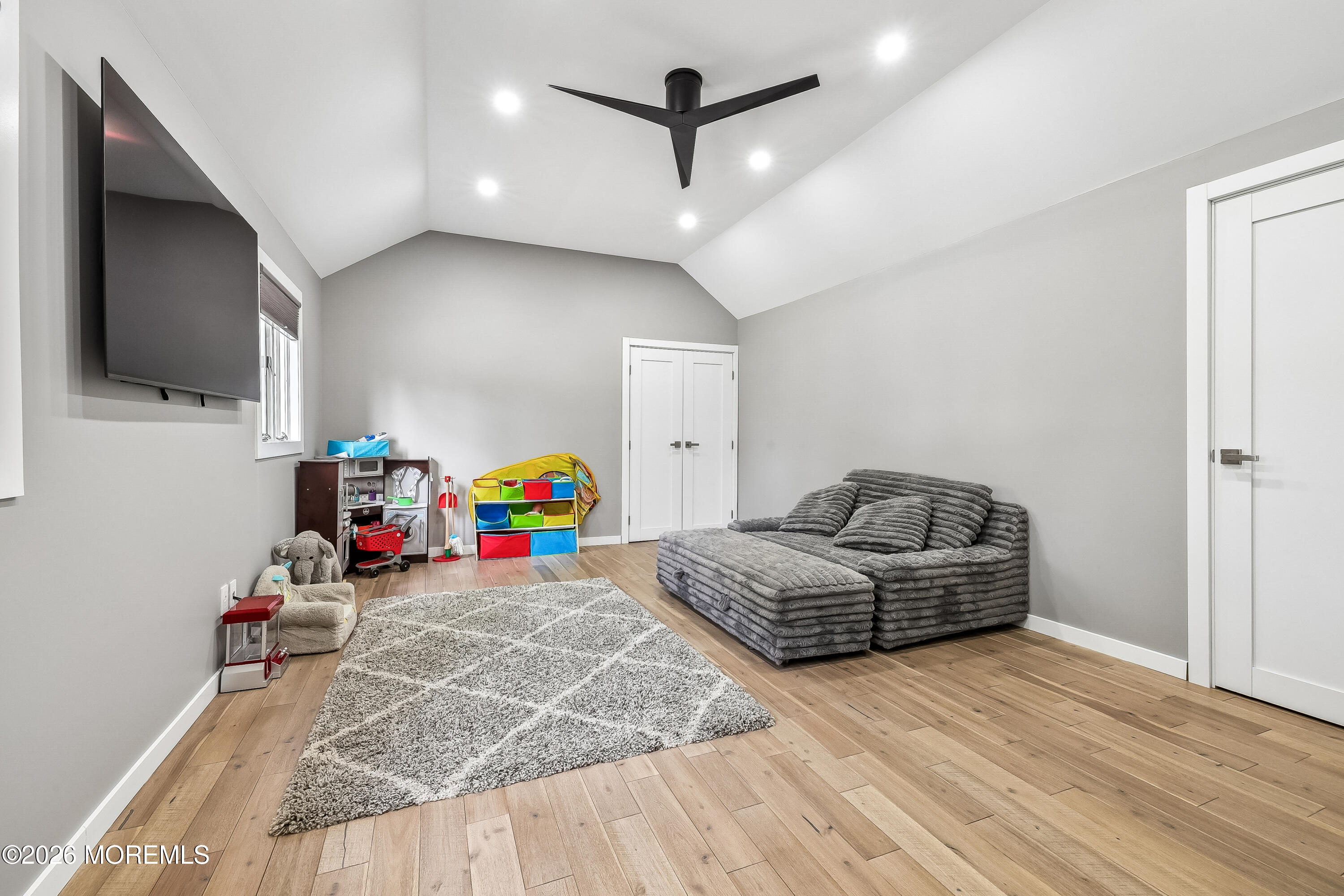20 Sunrise Circle Holmdel NJ 07733