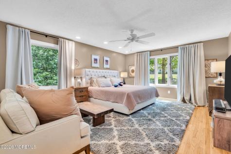 127 Telegraph Hill Road S Holmdel NJ 07733