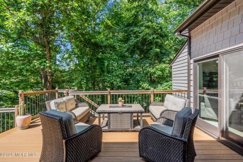 127 Telegraph Hill Road S Holmdel NJ 07733