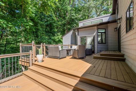 127 Telegraph Hill Road S Holmdel NJ 07733