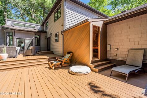 127 Telegraph Hill Road S Holmdel NJ 07733
