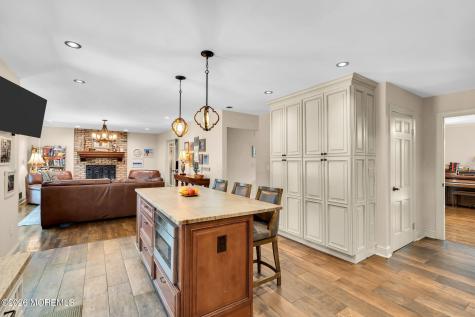127 Telegraph Hill Road S Holmdel NJ 07733