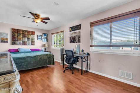 1233 Pacific Avenue Beachwood NJ 08722