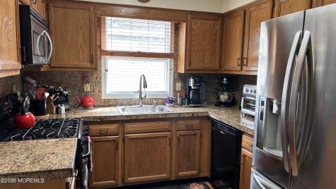 1904 Cherryvale Court Toms River NJ 08755