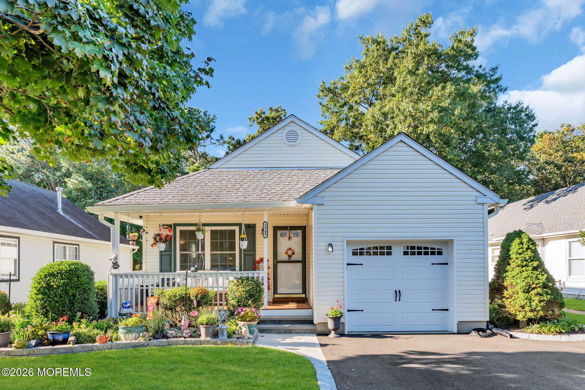2345 Mount Hood Lane Toms River NJ 08753